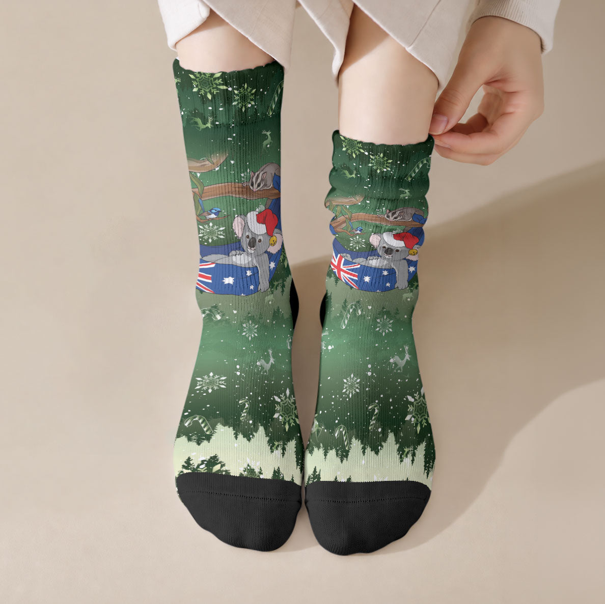 Aussie Festive Koala Christmas Crew Socks Koala-ty Time Flag Hammock Green Style