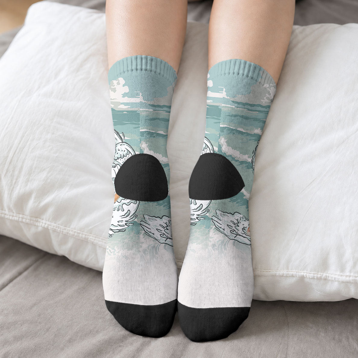 Aussie Festive Wallaby Christmas Crew Socks Surf's up Santa Animal Lover