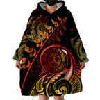 new-zealand-wearable-blanket-hoodie-aotearoa-wisdom-face-maori-fern-tattoo-arty
