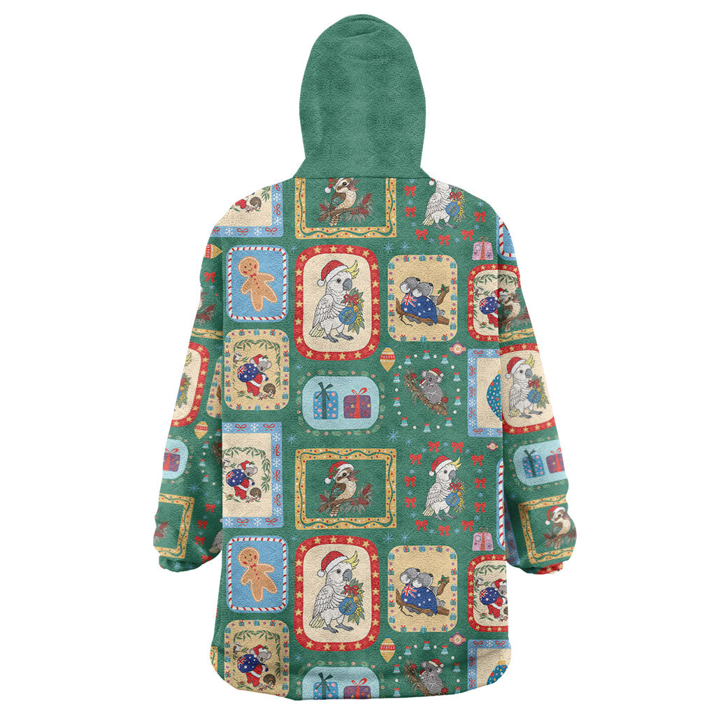 Australia Wildlife Christmas Stamp Wearable Blanket Hoodie Green Aussie Native Animal Seamless Pattern
