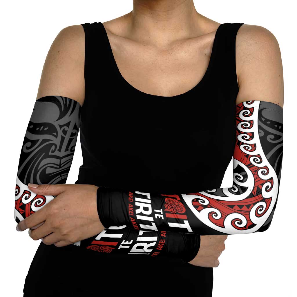 Honour The Treaty New Zealand Arm Sleeves Toitu Te Tiriti Ake Ake Ake - Aussie Hoodie