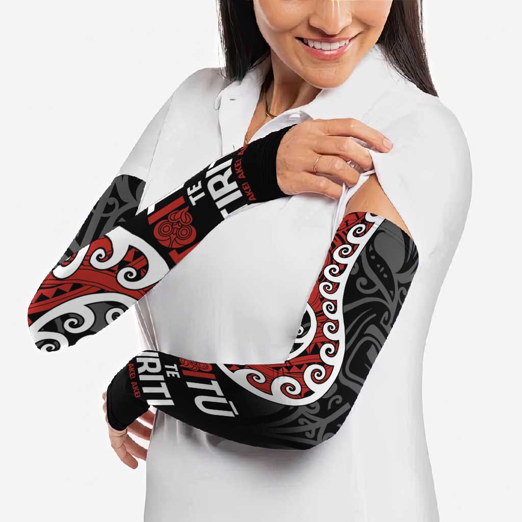 Honour The Treaty New Zealand Arm Sleeves Toitu Te Tiriti Ake Ake Ake - Aussie Hoodie