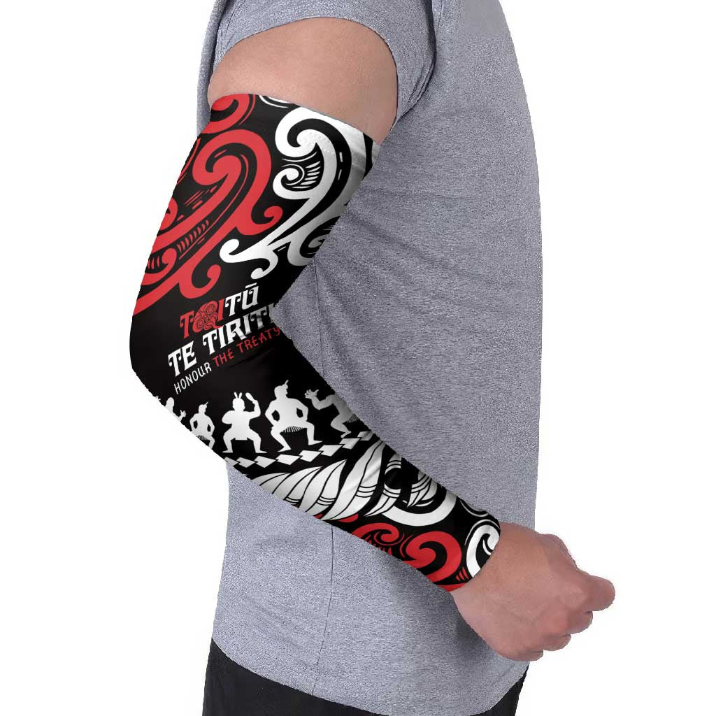 Honour The Treaty New Zealand Personalised Arm Sleeves Toitu Te Tiriti Half Fern Haka Dance - Aussie Hoodie