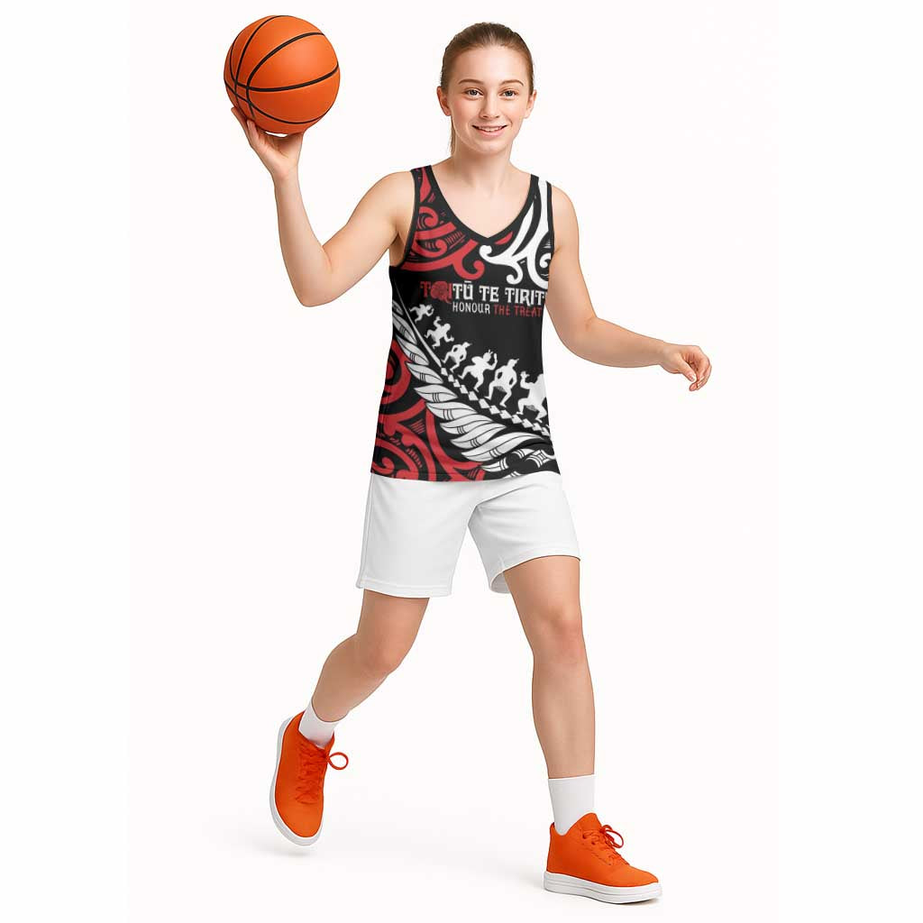 Honour The Treaty New Zealand Personalised Basketball Jersey Toitu Te Tiriti Half Fern Haka Dance - Aussie Hoodie