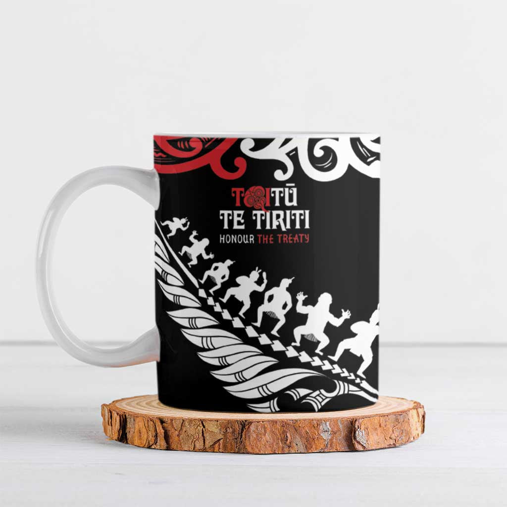Honour The Treaty New Zealand Personalised Ceramic Mug Toitu Te Tiriti Half Fern Haka Dance - Aussie Hoodie