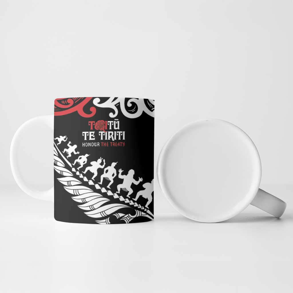 Honour The Treaty New Zealand Personalised Ceramic Mug Toitu Te Tiriti Half Fern Haka Dance - Aussie Hoodie