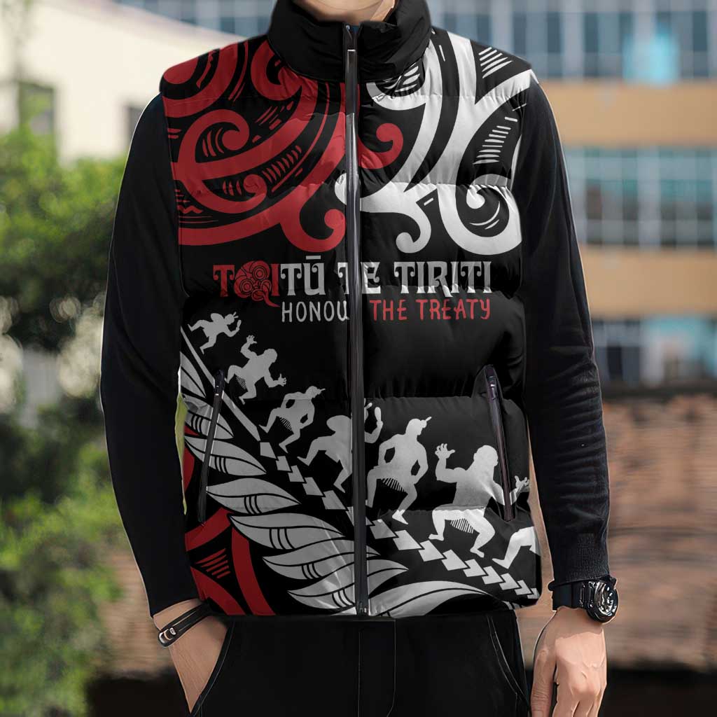 Honour The Treaty New Zealand Personalised Sleeveless Puffer Jacket Toitu Te Tiriti Half Fern Haka Dance - Aussie Hoodie