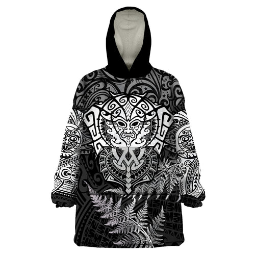 new-zealand-rugby-wearable-blanket-hoodie-silver-fern-all-black-mix-ta-moko-white-style