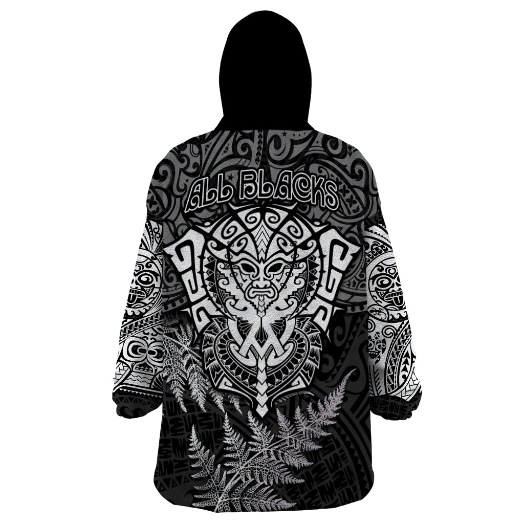 new-zealand-rugby-wearable-blanket-hoodie-silver-fern-all-black-mix-ta-moko-white-style