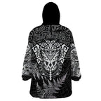 new-zealand-rugby-wearable-blanket-hoodie-silver-fern-all-black-mix-ta-moko-white-style