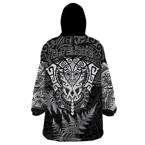 new-zealand-rugby-wearable-blanket-hoodie-silver-fern-all-black-mix-ta-moko-white-style
