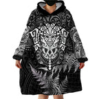 new-zealand-rugby-wearable-blanket-hoodie-silver-fern-all-black-mix-ta-moko-white-style