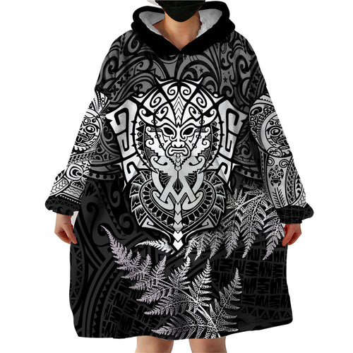 new-zealand-rugby-wearable-blanket-hoodie-silver-fern-all-black-mix-ta-moko-white-style
