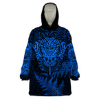 new-zealand-rugby-wearable-blanket-hoodie-silver-fern-all-black-mix-ta-moko-blue-style