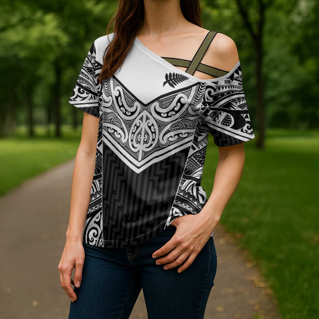New Zealand Black Fern Custom Cross Shoulder Shirt Maori Tukutuku Black-white Motif - Aussie Hoodie