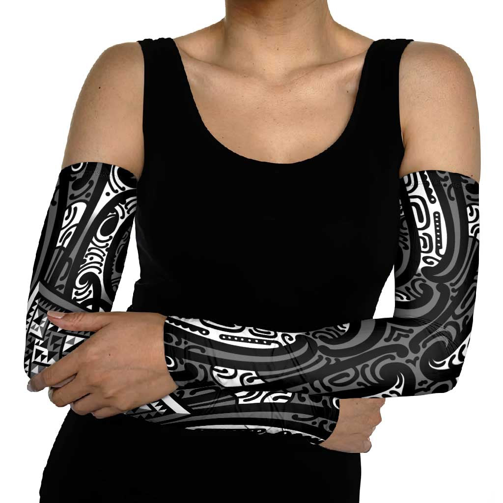 New Zealand Maori Taniko Arm Sleeves Black Kowhaiwhai Puhoro - Aussie Hoodie