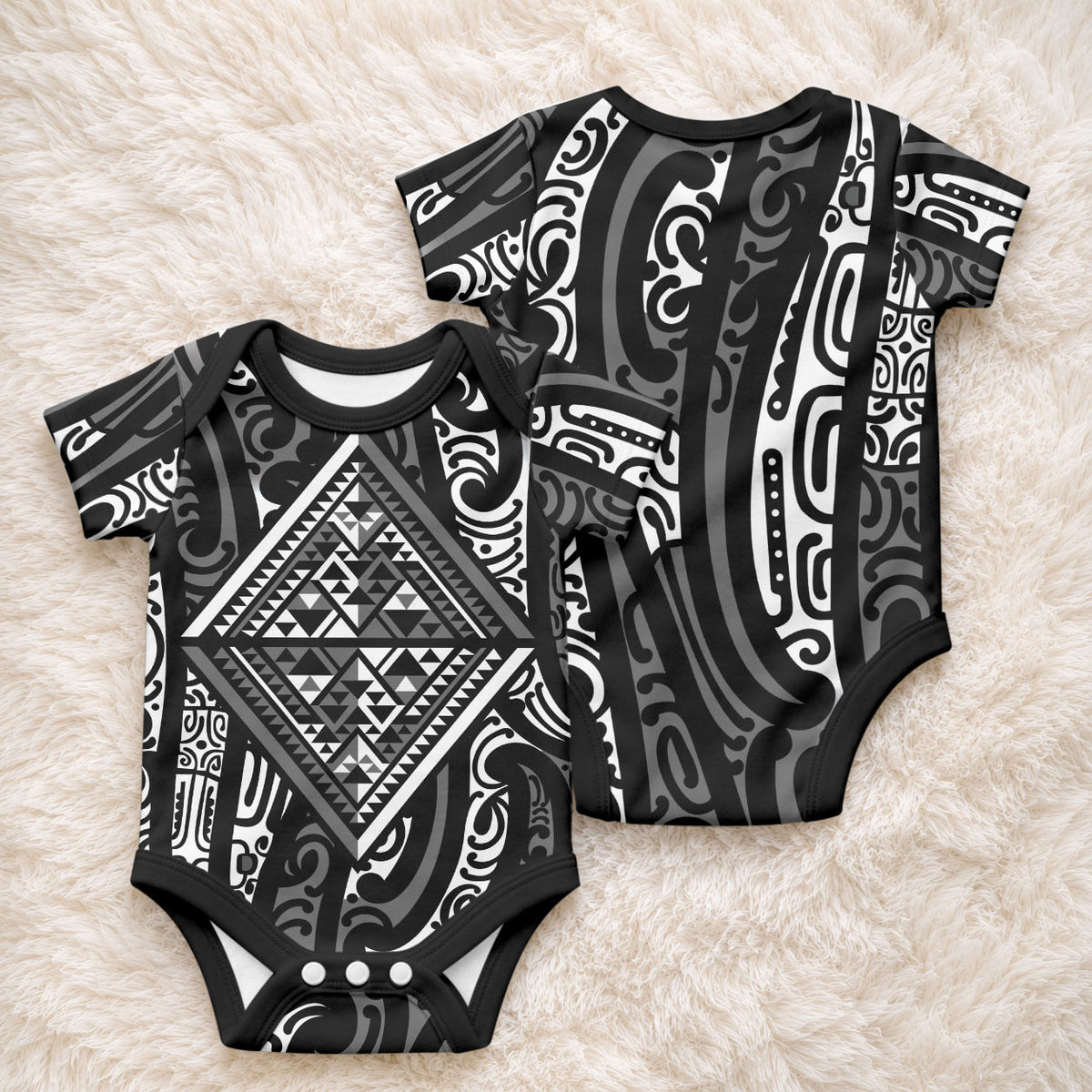 New Zealand Maori Taniko Baby Onesie Black Kowhaiwhai Puhoro