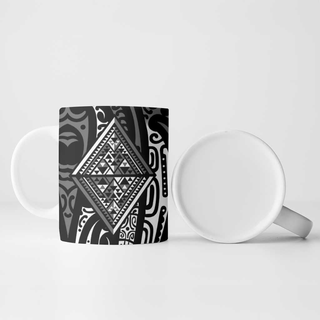 New Zealand Maori Taniko Ceramic Mug Black Kowhaiwhai Puhoro - Aussie Hoodie