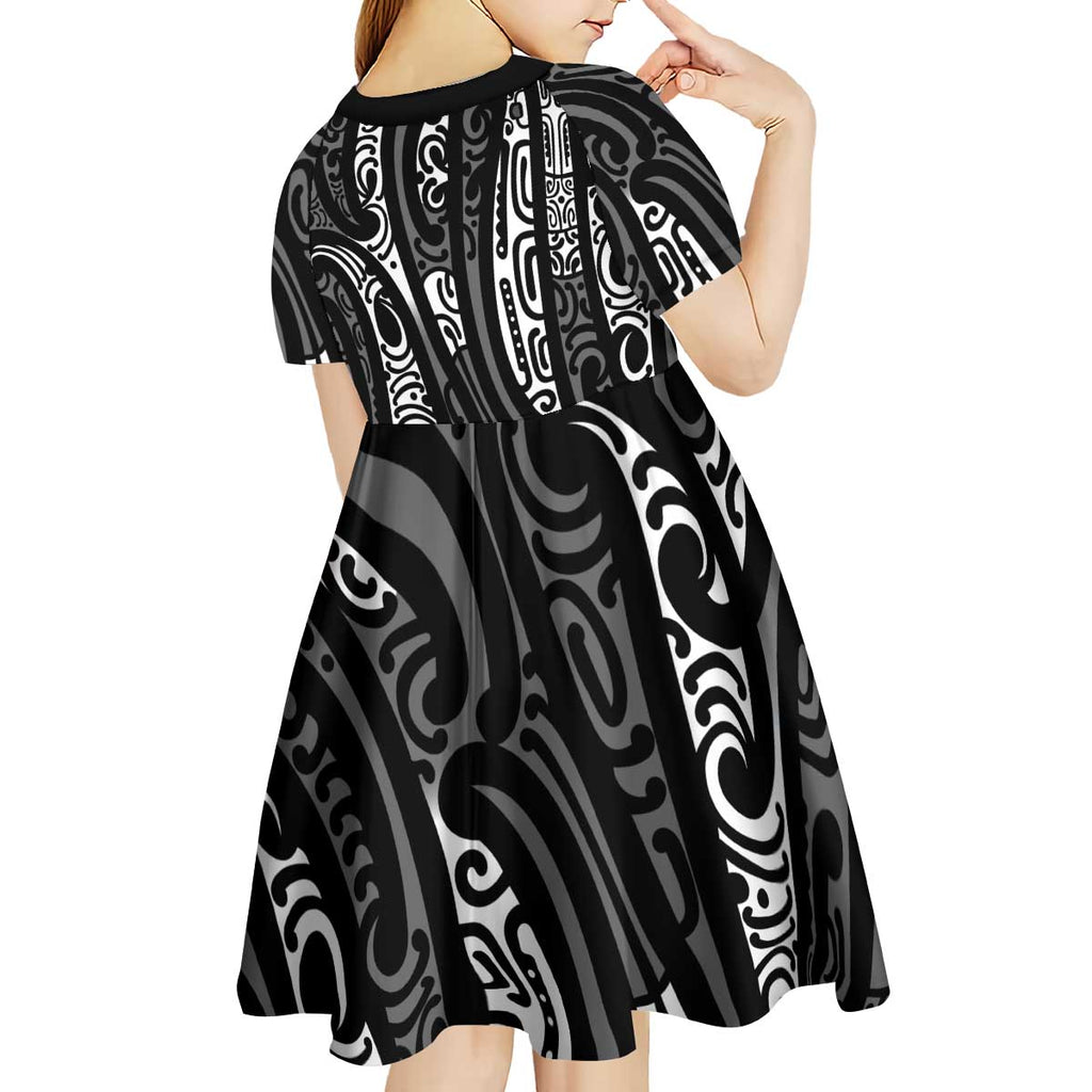 New Zealand Maori Taniko Kid Short Sleeve Dress Black Kowhaiwhai Puhoro