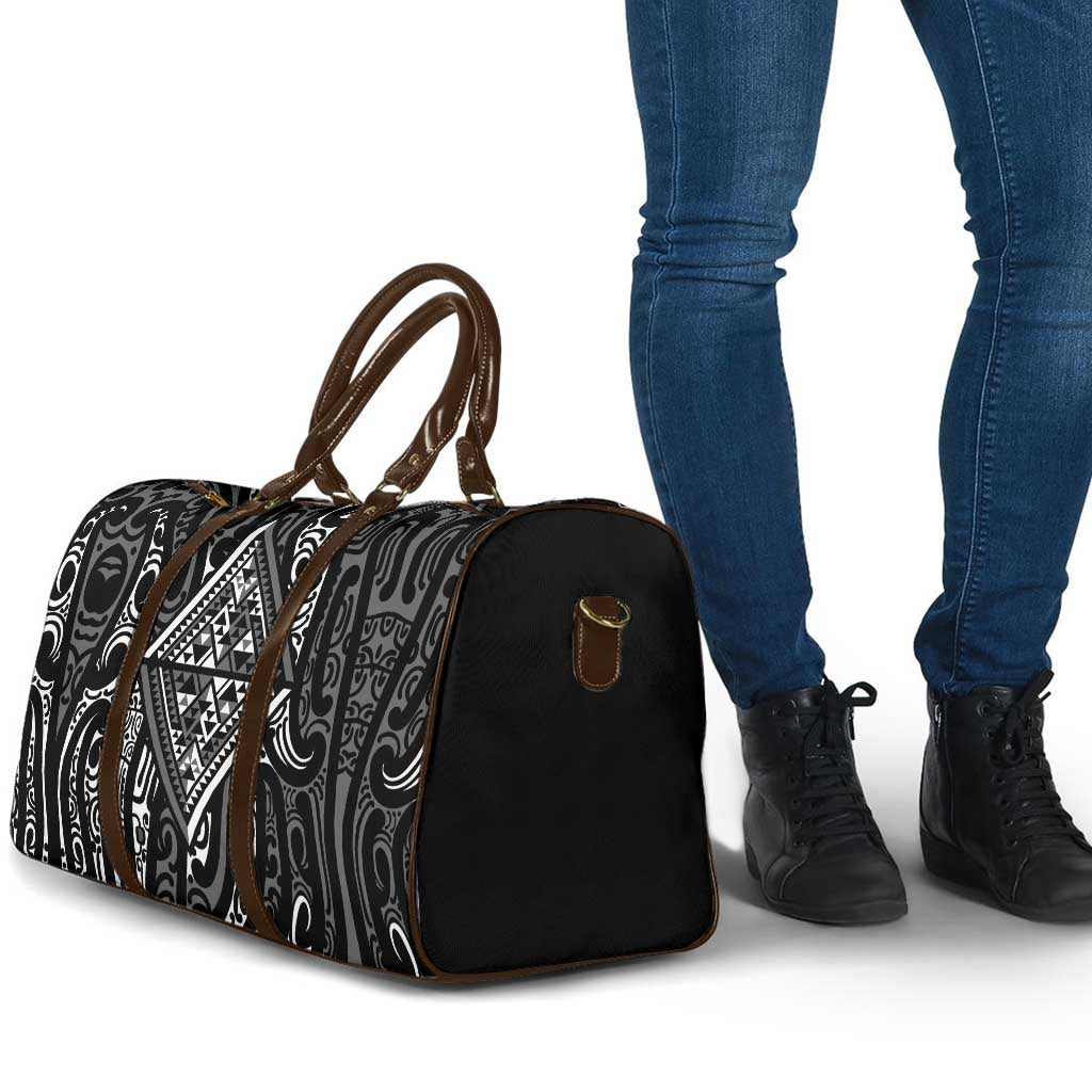 New Zealand Maori Taniko Travel Bag Black Kowhaiwhai Puhoro - Aussie Hoodie