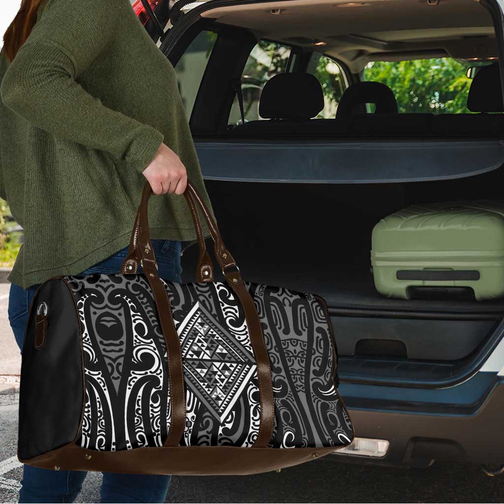 New Zealand Maori Taniko Travel Bag Black Kowhaiwhai Puhoro - Aussie Hoodie