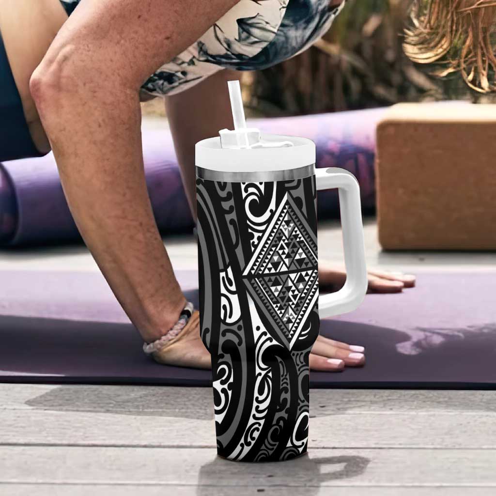 New Zealand Maori Taniko Tumbler With Handle Black Kowhaiwhai Puhoro