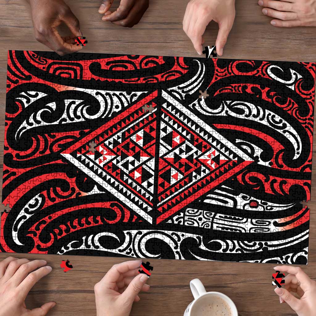 New Zealand Maori Taniko Puzzle Red Kowhaiwhai Puhoro - Aussie Hoodie