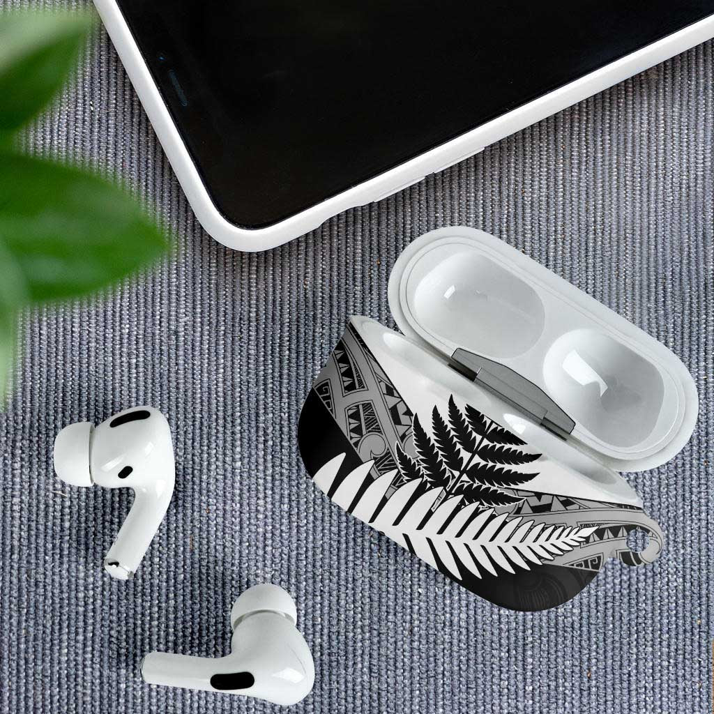 New Zealand Silver Fern AirPods Case Maori Koru Mixed Taniko Pattern - Aussie Hoodie