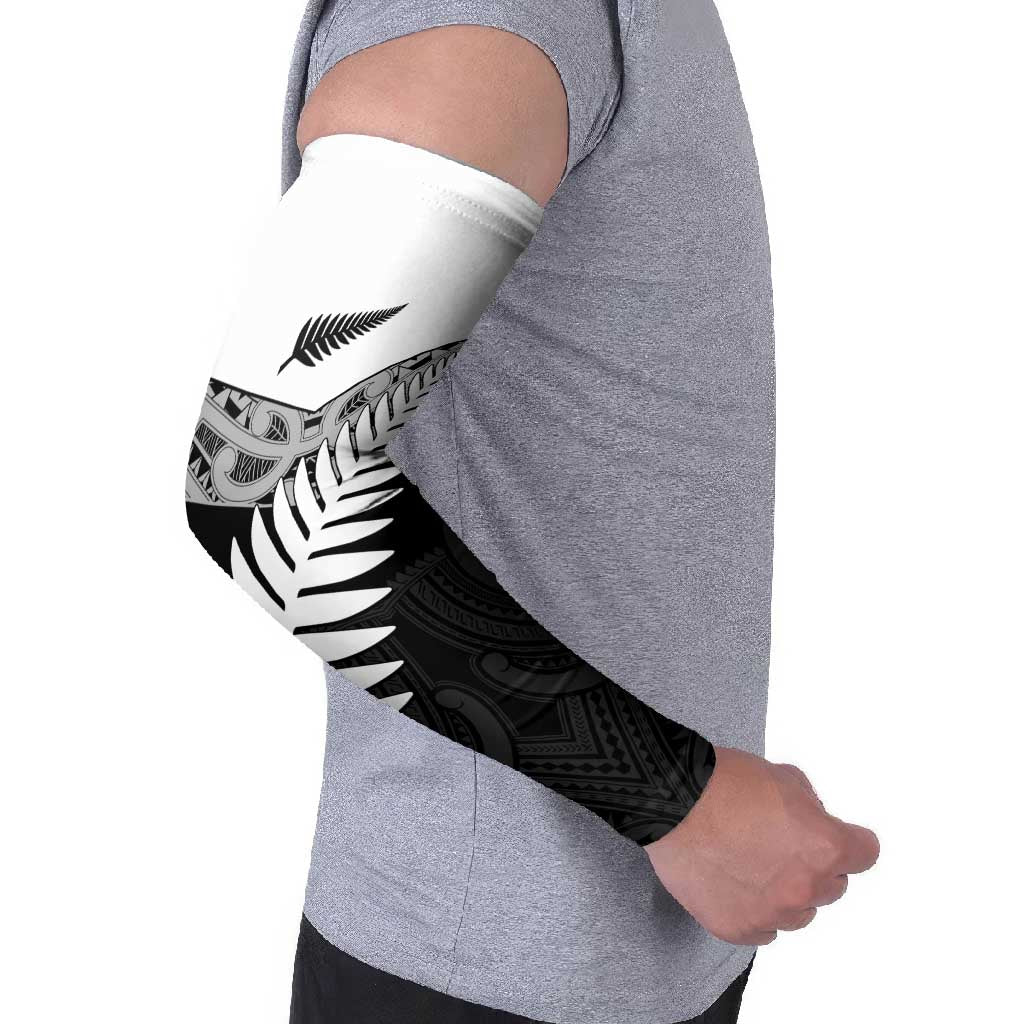 New Zealand Silver Fern Arm Sleeves Maori Koru Mixed Taniko Pattern - Aussie Hoodie