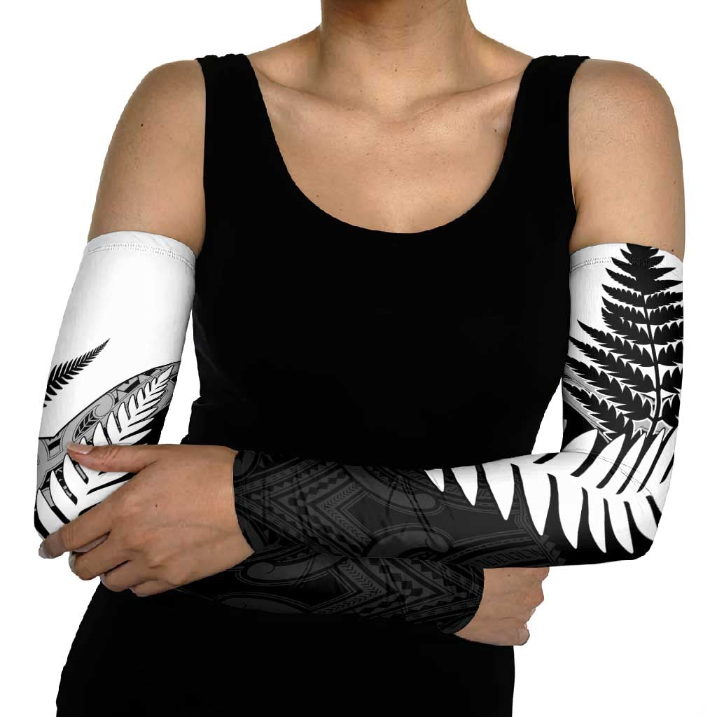 New Zealand Silver Fern Arm Sleeves Maori Koru Mixed Taniko Pattern - Aussie Hoodie