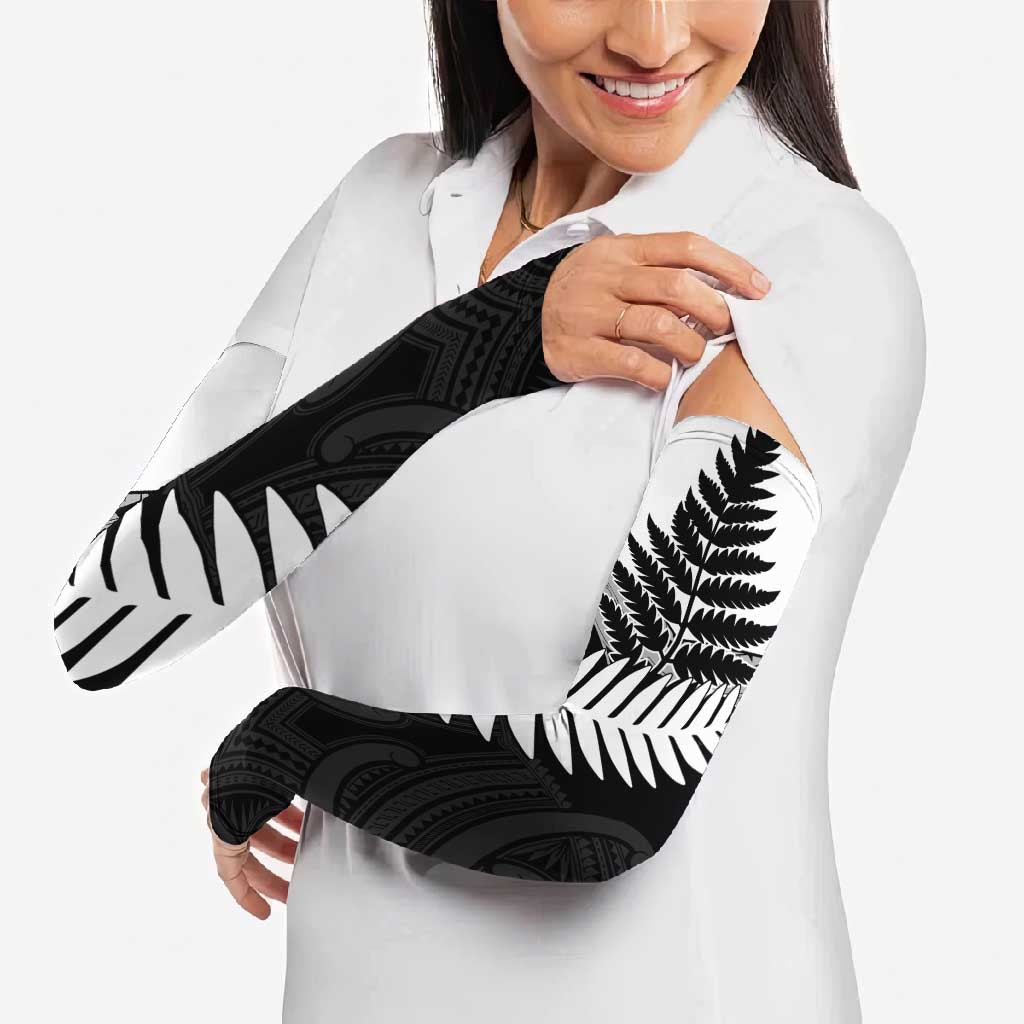 New Zealand Silver Fern Arm Sleeves Maori Koru Mixed Taniko Pattern - Aussie Hoodie