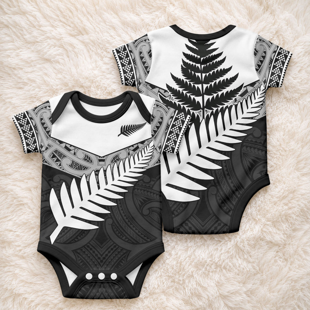 New Zealand Silver Fern Baby Onesie Maori Koru Mixed Taniko Pattern