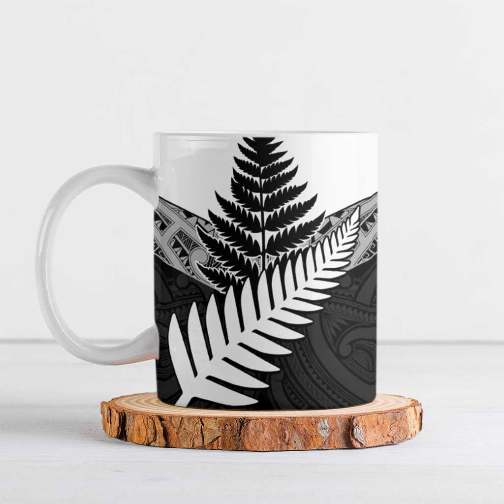 New Zealand Silver Fern Ceramic Mug Maori Koru Mixed Taniko Pattern - Aussie Hoodie