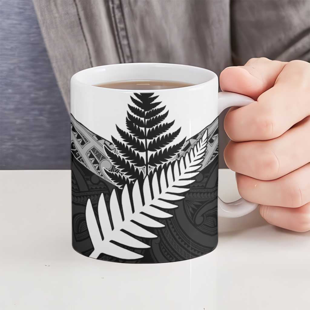 New Zealand Silver Fern Ceramic Mug Maori Koru Mixed Taniko Pattern - Aussie Hoodie