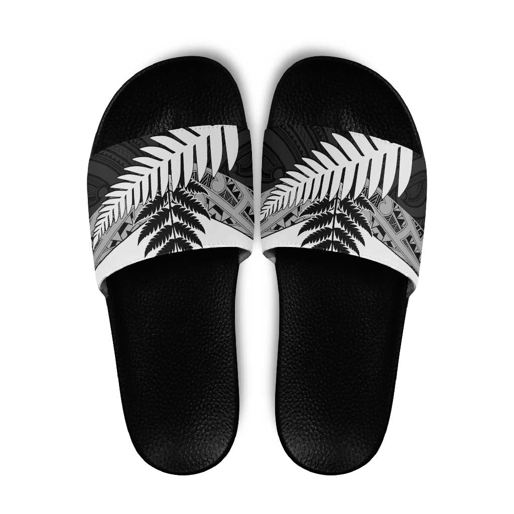 New Zealand Silver Fern Slide Sandals Maori Koru Mixed Taniko Pattern - Aussie Hoodie