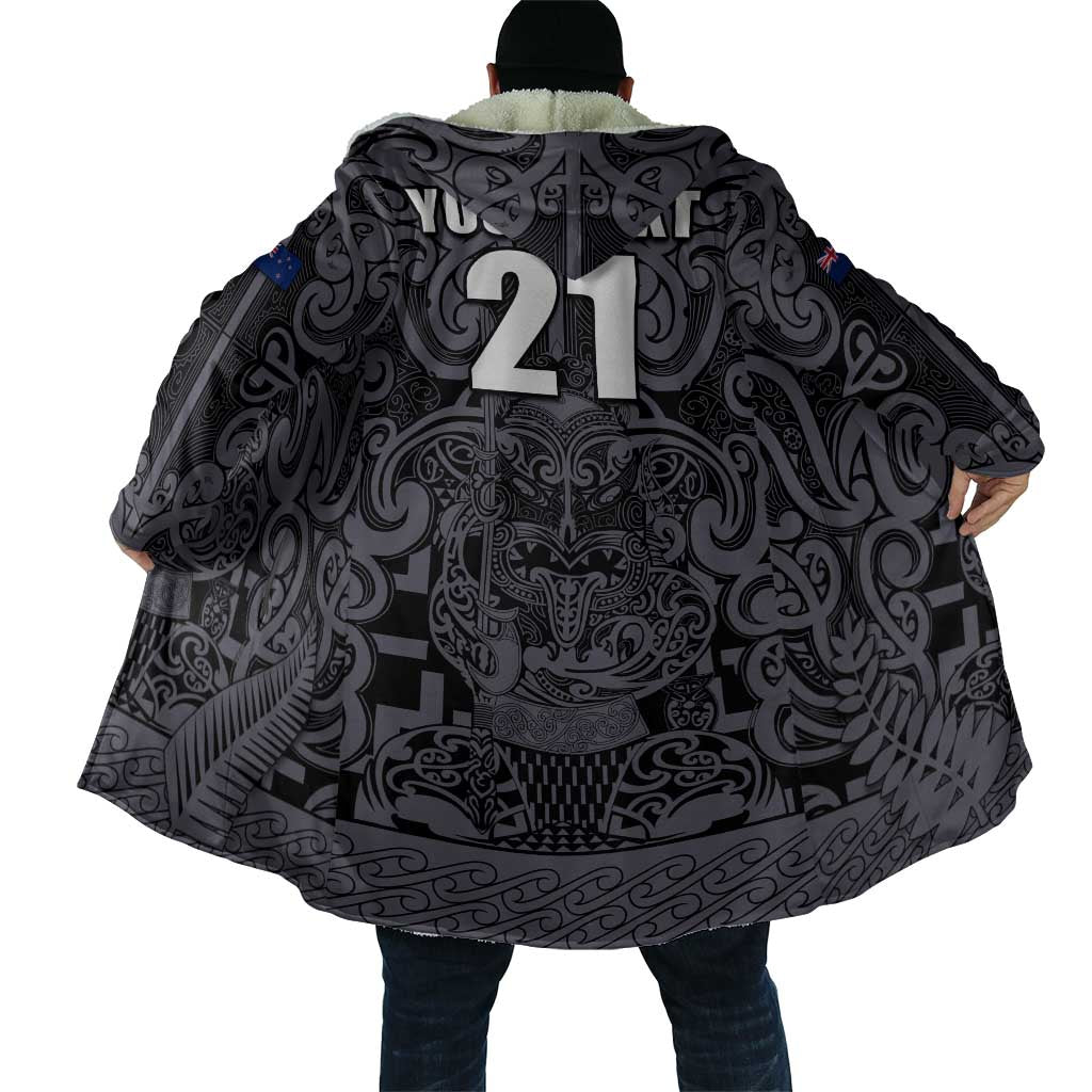 Custom New Zealand Taiaha Maori Cloak Minimalist Silver Fern All Black - Aussie Hoodie