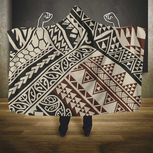 Niho Taniwha Kowhaiwhai Hooded Blanket