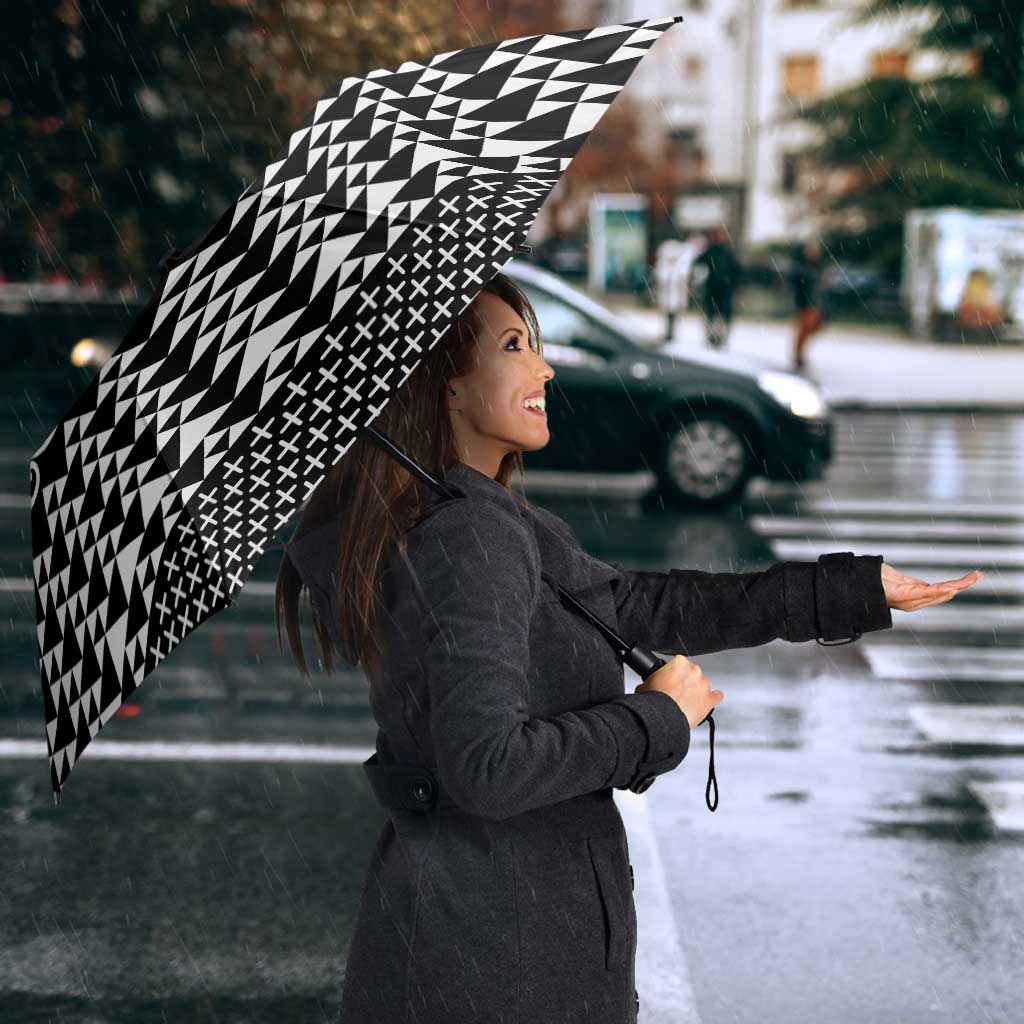 Black Taniko Kowhaiwhai Tukutuku Motif Umbrella - Aussie Hoodie