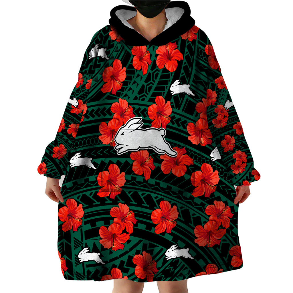 custom-text-and-number-rabbitohs-rugby-wearable-blanket-hoodie-polynesian-style-with-hibiscus