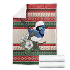 Aussie Fairy-wren Christmas Blanket Festive Knitted Pattern Inspired