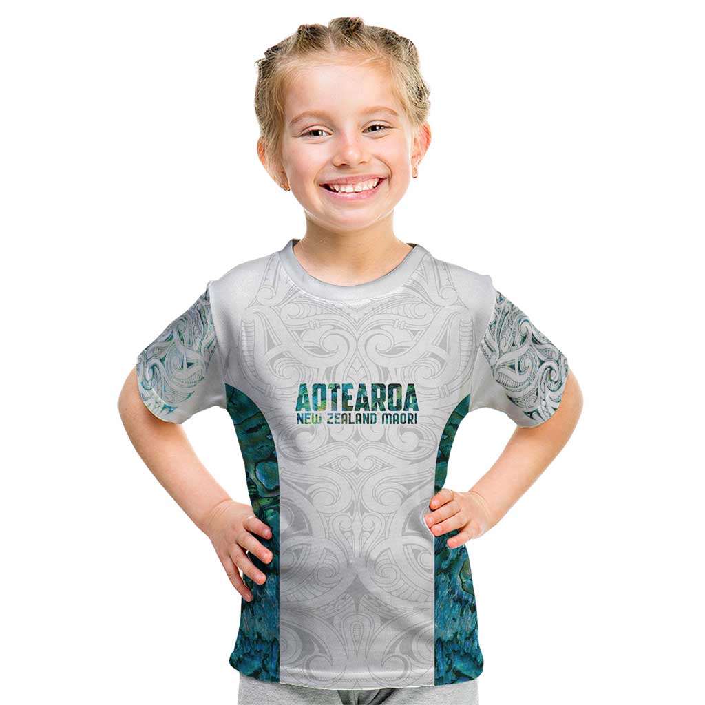 Custom New Zealand Aotearoa Kid T Shirt Green Maori Paua Shell Indigenous - Aussie Hoodie