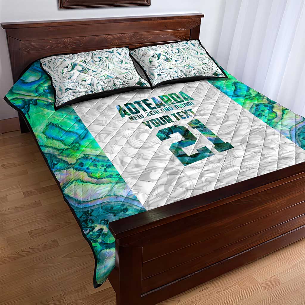 Custom New Zealand Aotearoa Quilt Bed Set Green Maori Paua Shell Indigenous - Aussie Hoodie