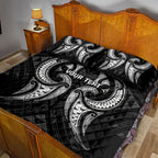 Maori Rugby Custom Ngaru Mangopare Quilt Bed Set Black Whetu Niho Taniwha Motif