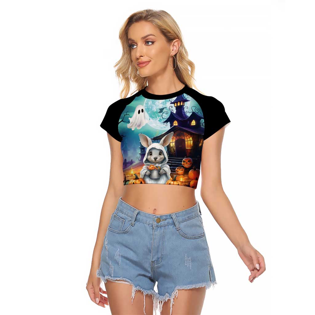 Happy Kangaboo Raglan Cropped T Shirt Kangaroo and Halloween Haunted House