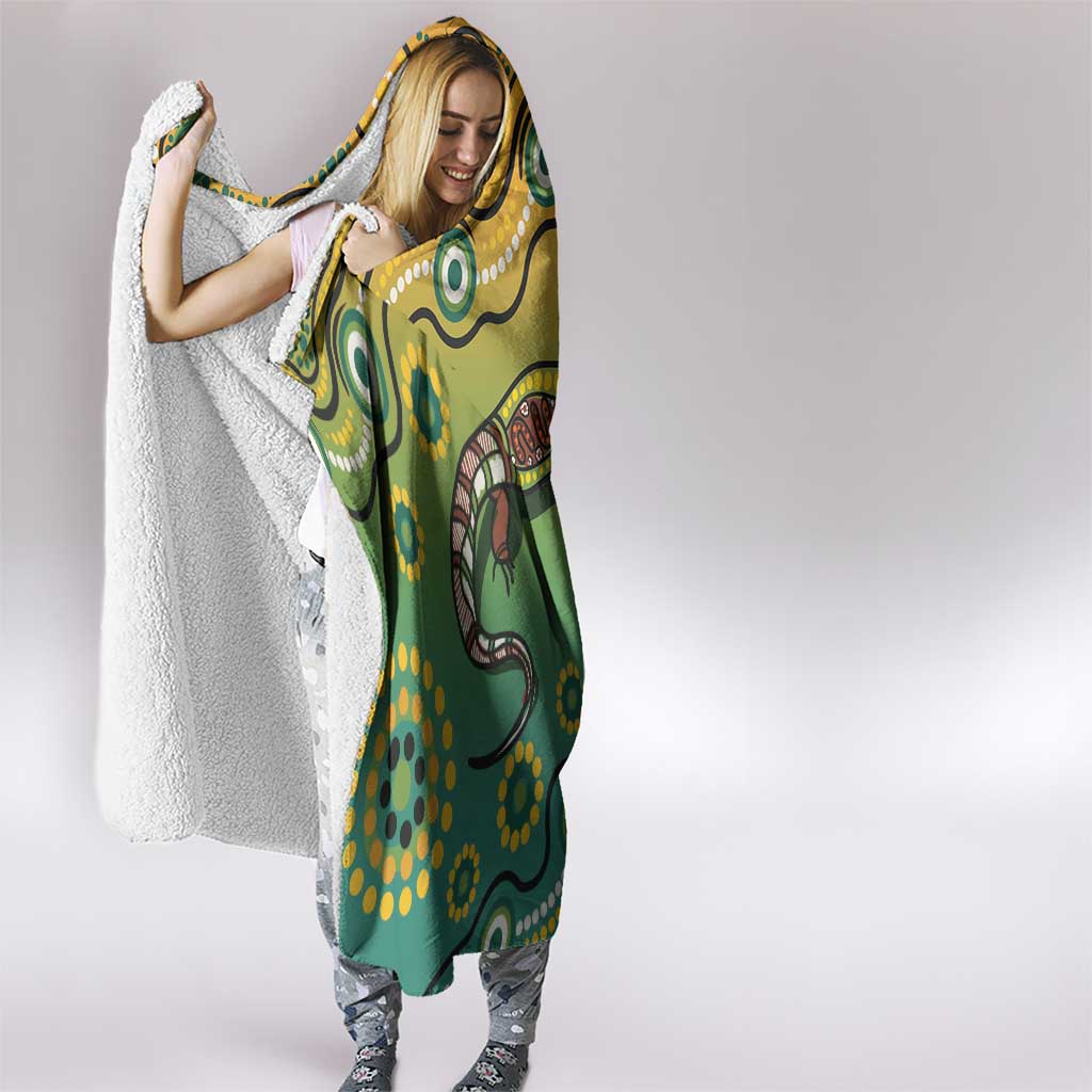 Goanna Aboriginal-style Dot Artwork Hooded Blanket