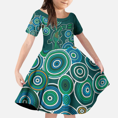 Green Platypus Aboriginal Art Kid Short Sleeve Dress