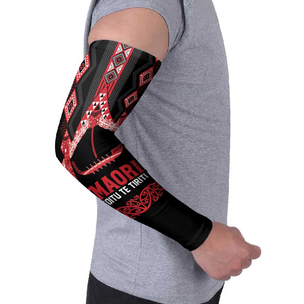 Toitu Te Tiriti Waitangi Arm Sleeves Black Wharenui House - Aussie Hoodie