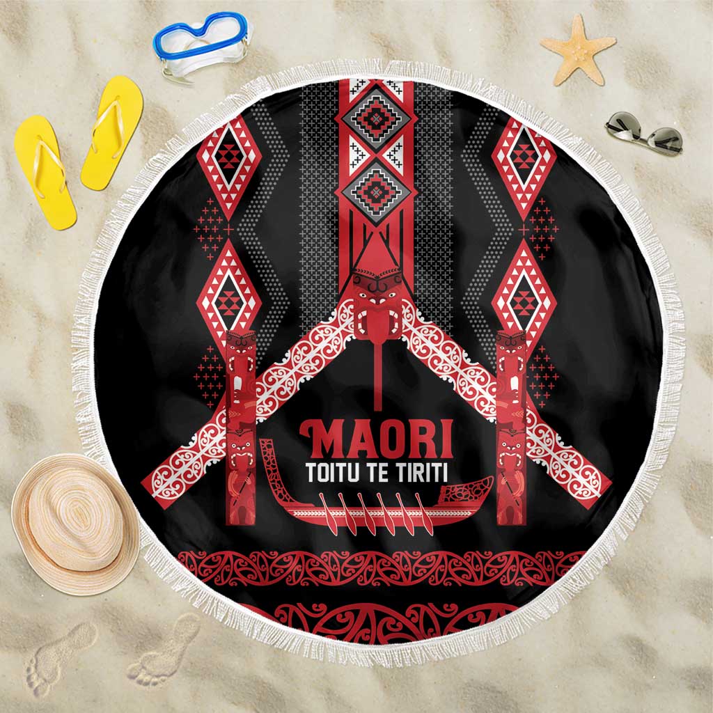 Toitu Te Tiriti Waitangi Beach Blanket Black Wharenui House - Aussie Hoodie