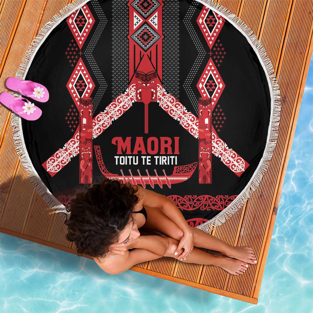 Toitu Te Tiriti Waitangi Beach Blanket Black Wharenui House - Aussie Hoodie