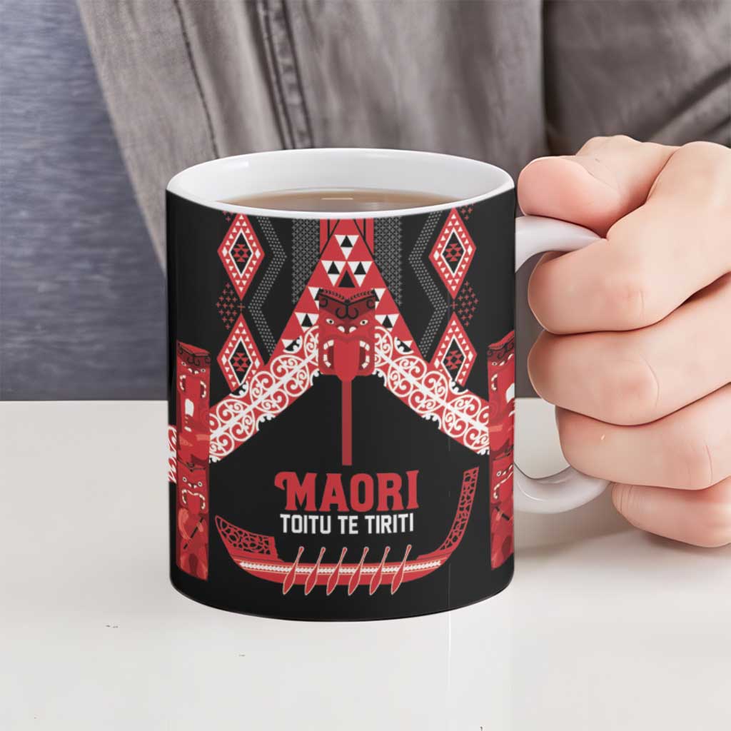 Toitu Te Tiriti Waitangi Ceramic Mug Black Wharenui House - Aussie Hoodie